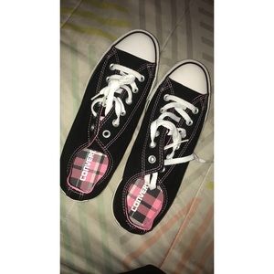 Converse- All Star *Chuck Taylor All Star Low Top*